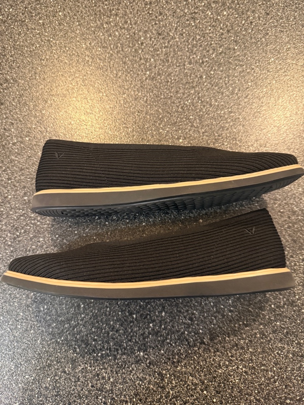 Women’s VIVAIA Mabel Square-Toe All-Day Standing Flats in black - size 39.5 (9) - Picture 3 of 6